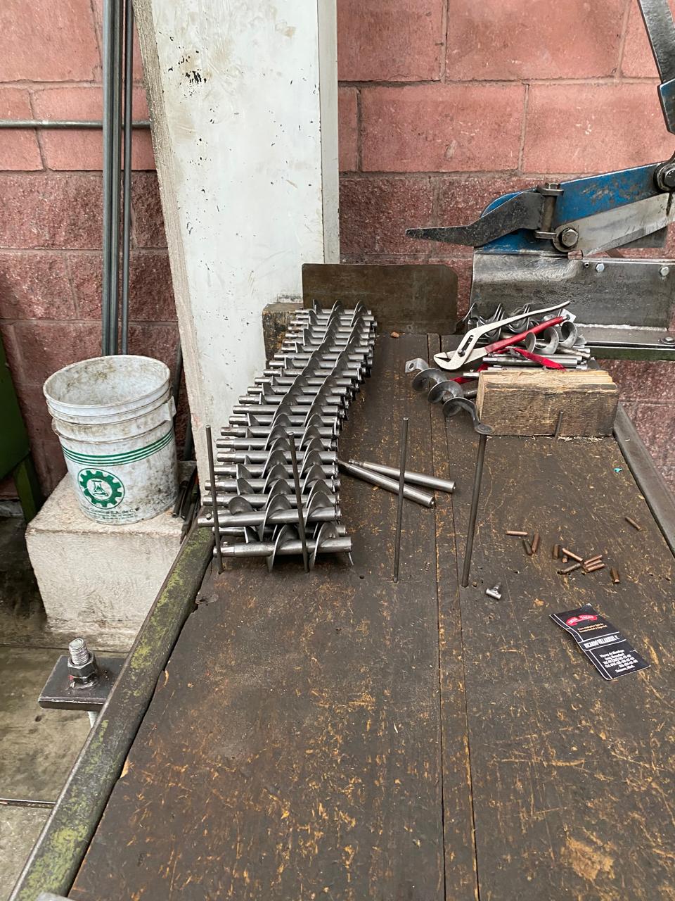 Taller: maquinado y armado de piezas